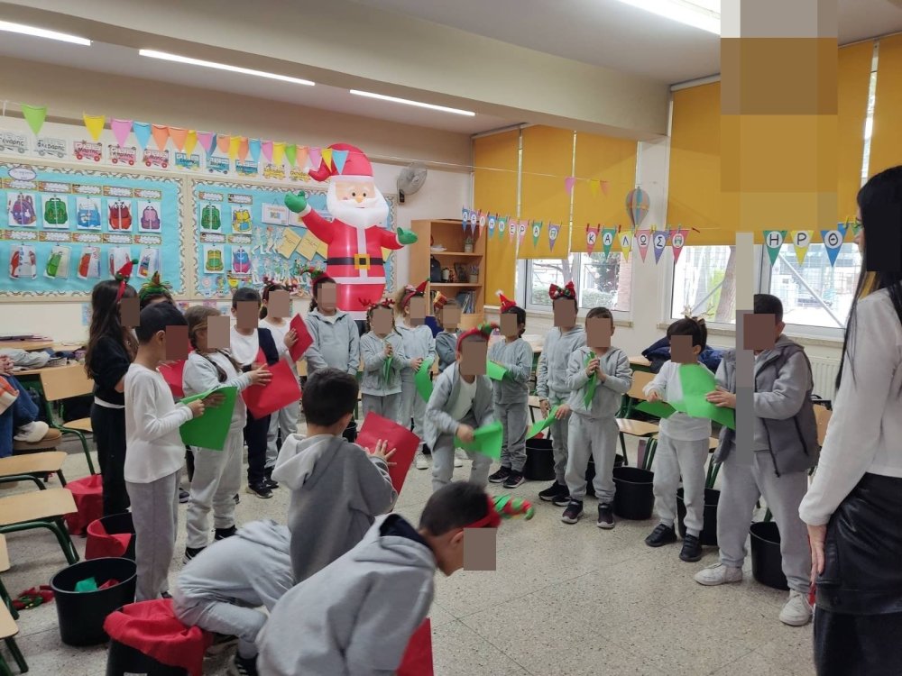 Τα παιδιά της Α' τάξης συμμετείχαν σε μουσικό εργαστήριο με την κ. Κάλια Κωνσταντίνου...