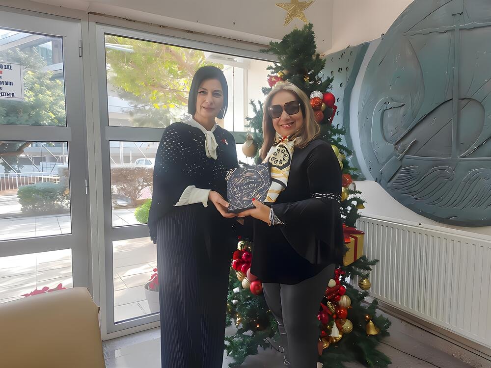 ΠΑΖΑΡΑΚΙ ΑΓΑΠΗΣ ...(Ένα μεγάλο ευχαριστώ και στο σύνδεσμο γονέων που πρόσφερε 50 ευρώ για το παζαράκι μας)