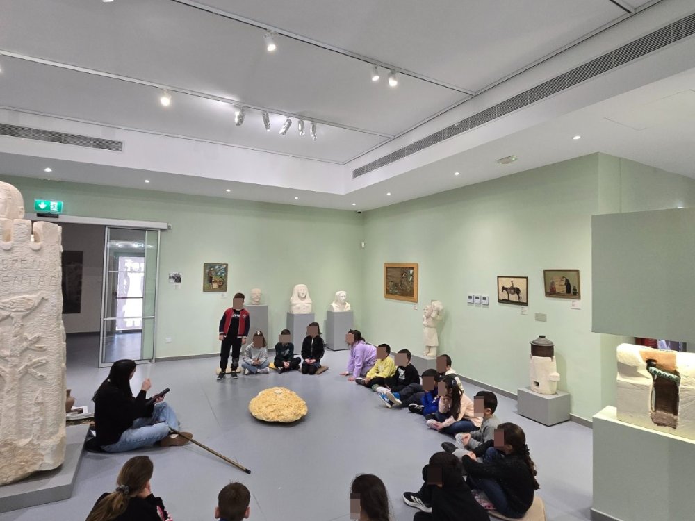 4/3/25: Η Α' και η Β' τάξεις του σχολείου μας επισκέφθηκαν και συμμετείχαν σε εκπαιδευτικο πρόγραμμα στο Μουσείο Κώστα Αργύρου