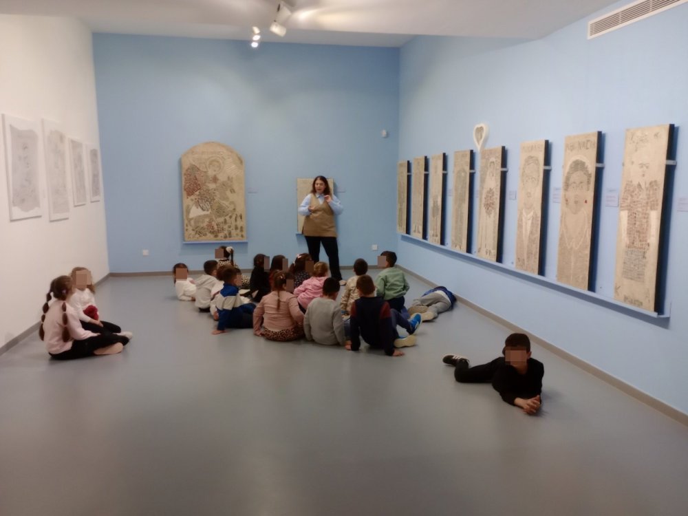 4/3/25: Η Α' και η Β' τάξεις του σχολείου μας επισκέφθηκαν και συμμετείχαν σε εκπαιδευτικο πρόγραμμα στο Μουσείο Κώστα Αργύρου