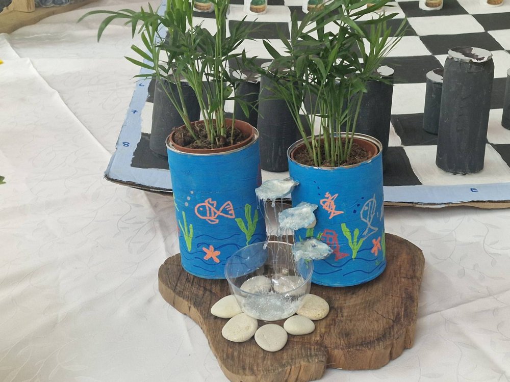 Διαγωνισμός από Ανακυκλώσιμα Υλικά 