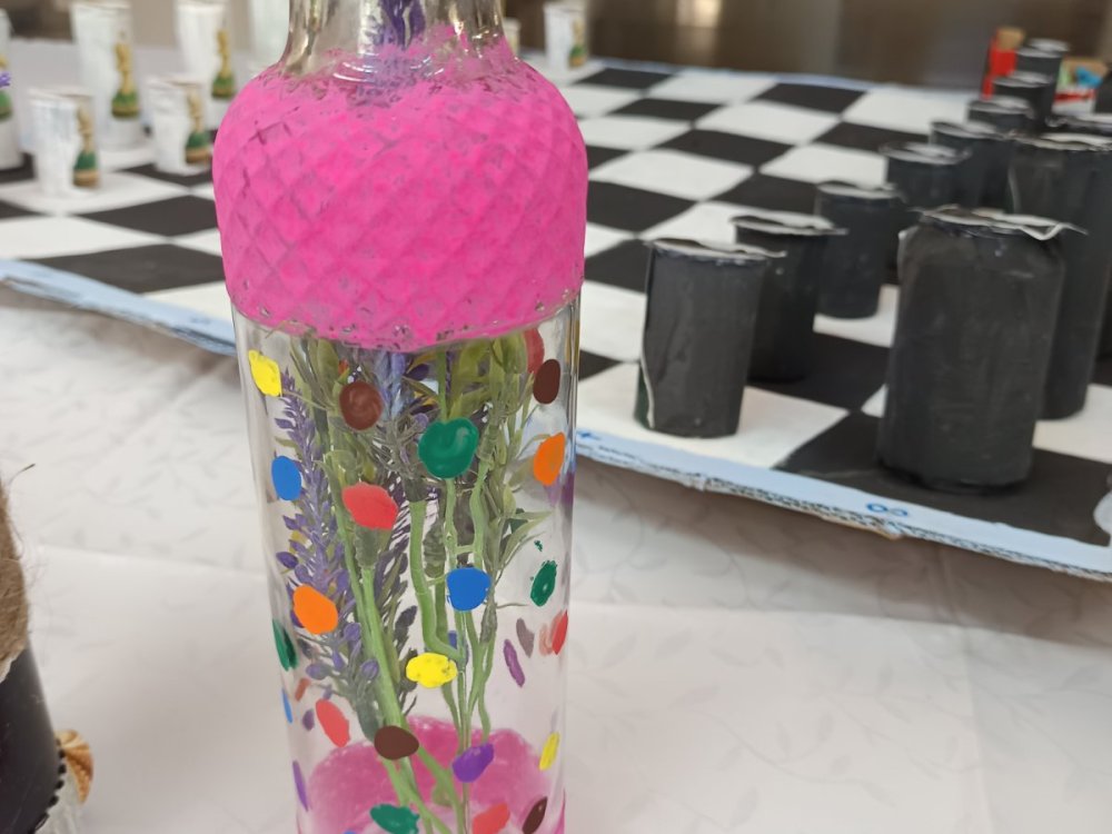 Διαγωνισμός από Ανακυκλώσιμα Υλικά 