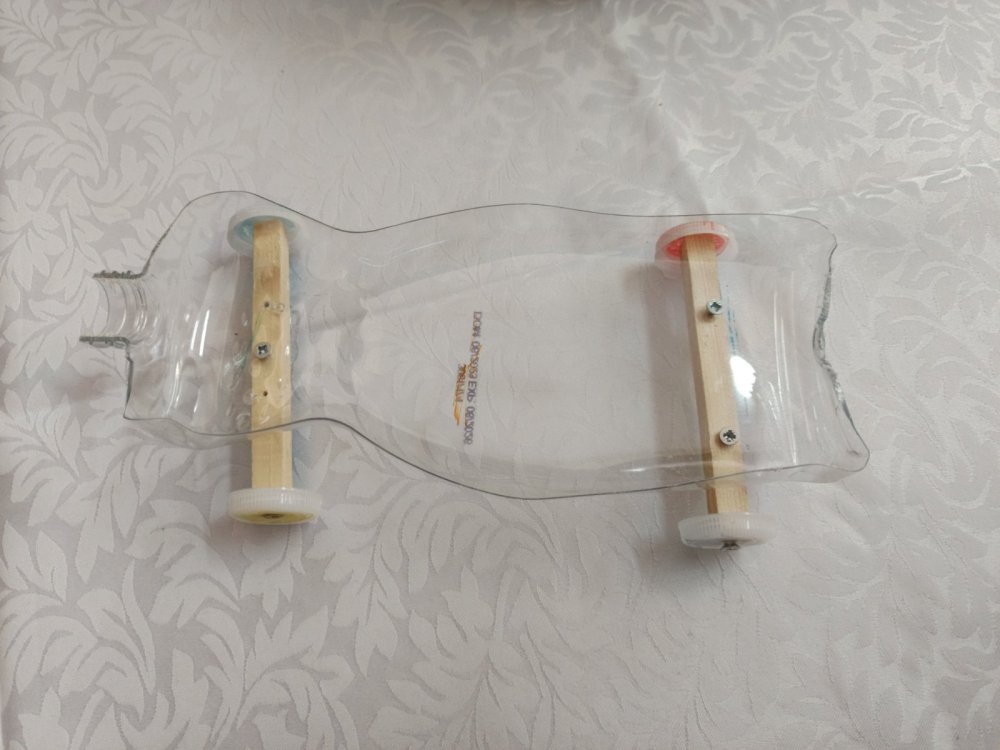 Διαγωνισμός από Ανακυκλώσιμα Υλικά 