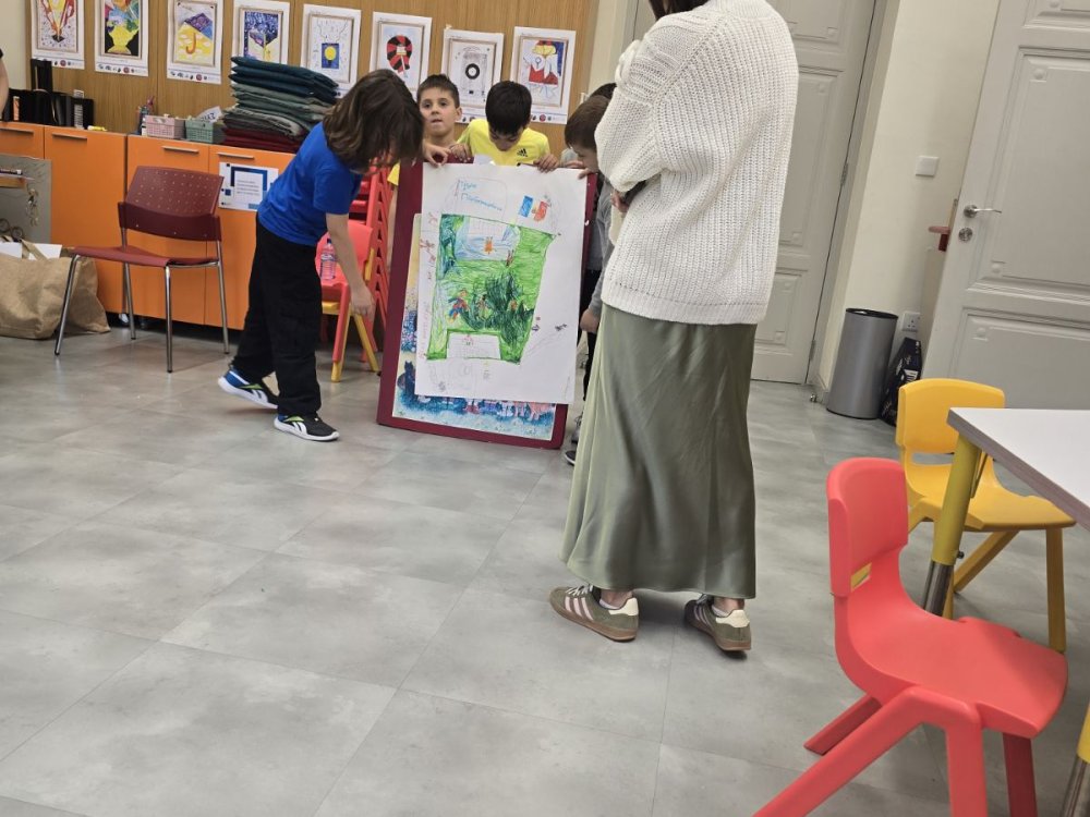 Β' ταξη: εκπαιδευτική εκδρομή στη δημοτική βιβλιοθήκη Λεμεσού