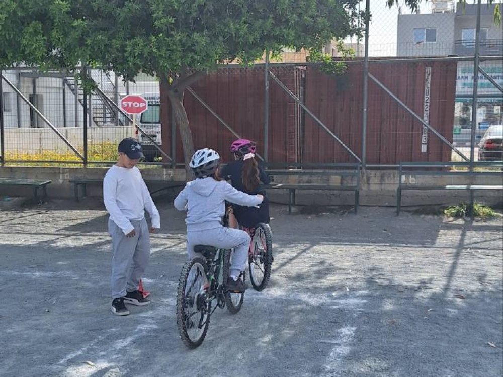 17 Μαρτιου: Ημερίδα ποδηλασίας για τα παιδιά της Γ' τάξης στα πλαίσια του μαθήματος της φυσικης αγωγής