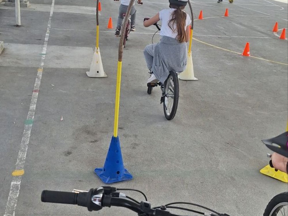 17 Μαρτιου: Ημερίδα ποδηλασίας για τα παιδιά της Γ' τάξης στα πλαίσια του μαθήματος της φυσικης αγωγής