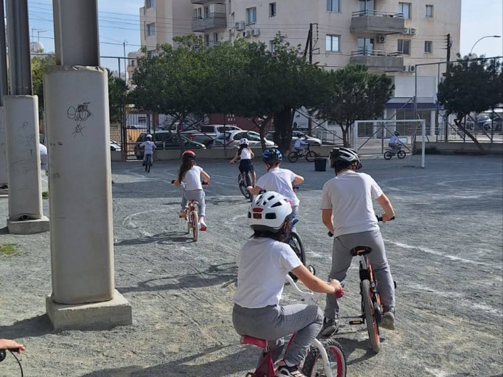17 Μαρτιου: Ημερίδα ποδηλασίας για τα παιδιά της Γ' τάξης στα πλαίσια του μαθήματος της φυσικης αγωγής