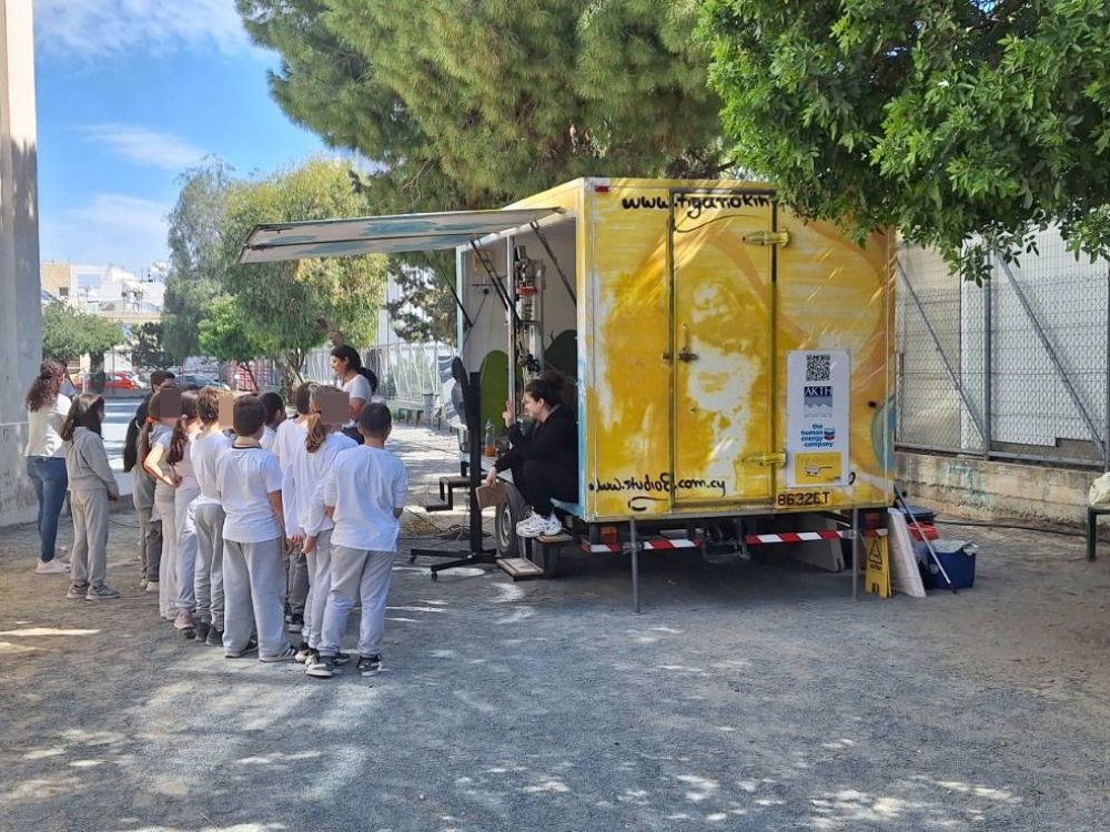 18/3/25: Το καραβάνι της Τηγανοκινησης στο σχολείο μας, γιατι συμμετέχουμε στο πρόγραμμα "Τηγανοκινησης"