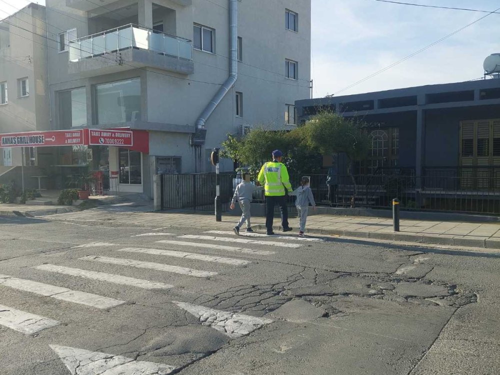 28/2 Μάθημα Κυκλοφοριακής Αγωγής από τον Οικείο Αστυνομικό της Γειτονιάς στα πλαίσια του μαθήματος της Αγωγής Ζωής για τη Β' ταξη