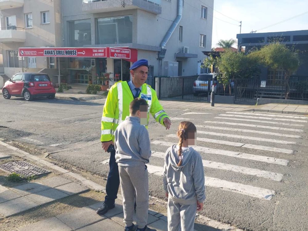 28/2 Μάθημα Κυκλοφοριακής Αγωγής από τον Οικείο Αστυνομικό της Γειτονιάς στα πλαίσια του μαθήματος της Αγωγής Ζωής για τη Β' ταξη