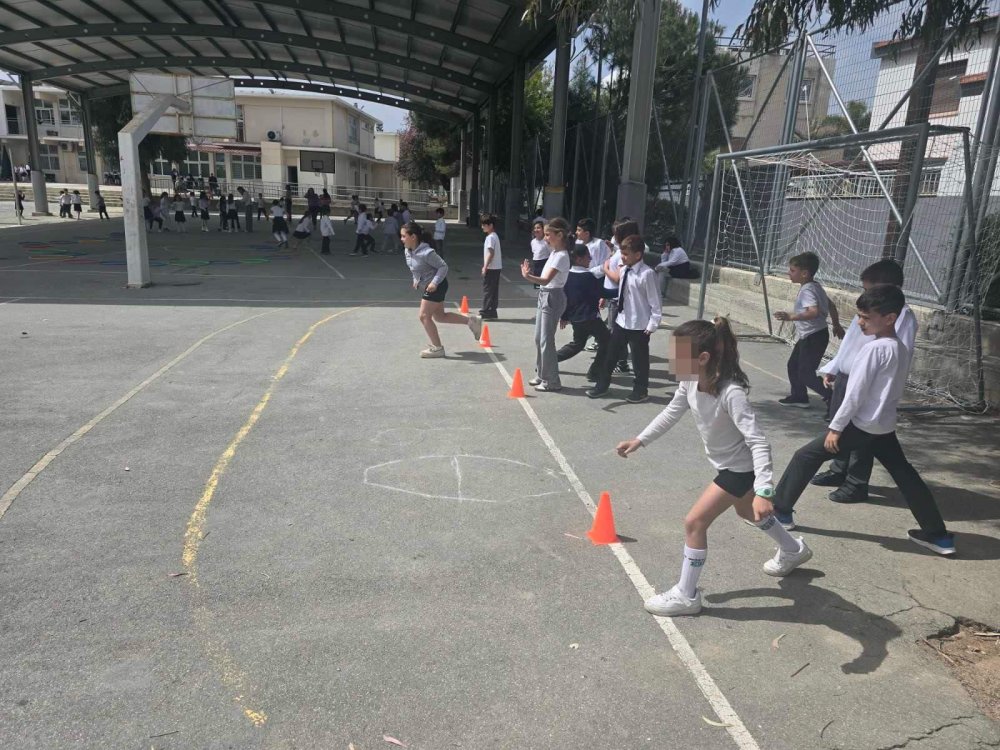 Σταθμοί παιχνιδιών με συμμετοχή όλων των παιδιών