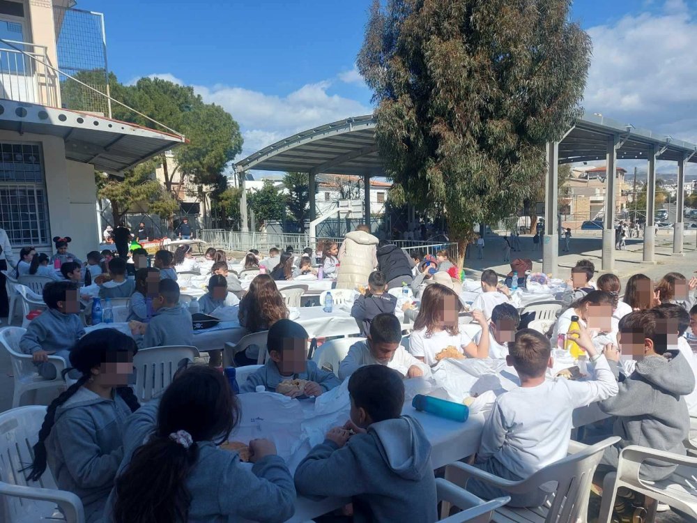 Παραδοσιακά παιχνίδια, χορός και φαγοπότι την Τσικνοπέμπτη...