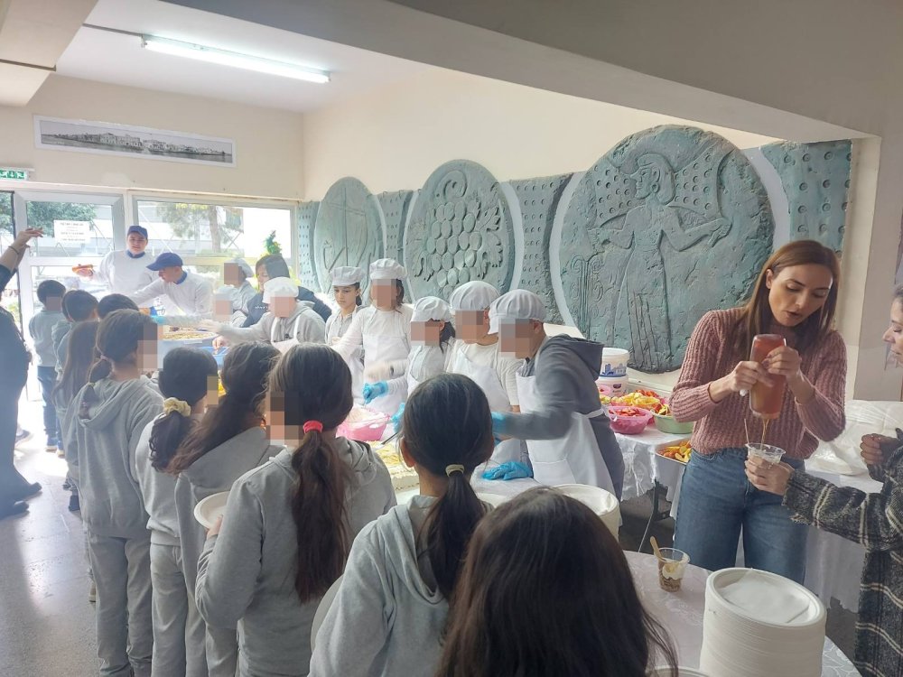 7/2/25 : Παρουσιαση αξιας υγιεινου προγευματος και υγιεινό πρόγευμα προς ολα τα παιδια. Μια δράση του Συνδέσμου Γονεων σε συνεργασία με την Γ Τεχνική Σχολη