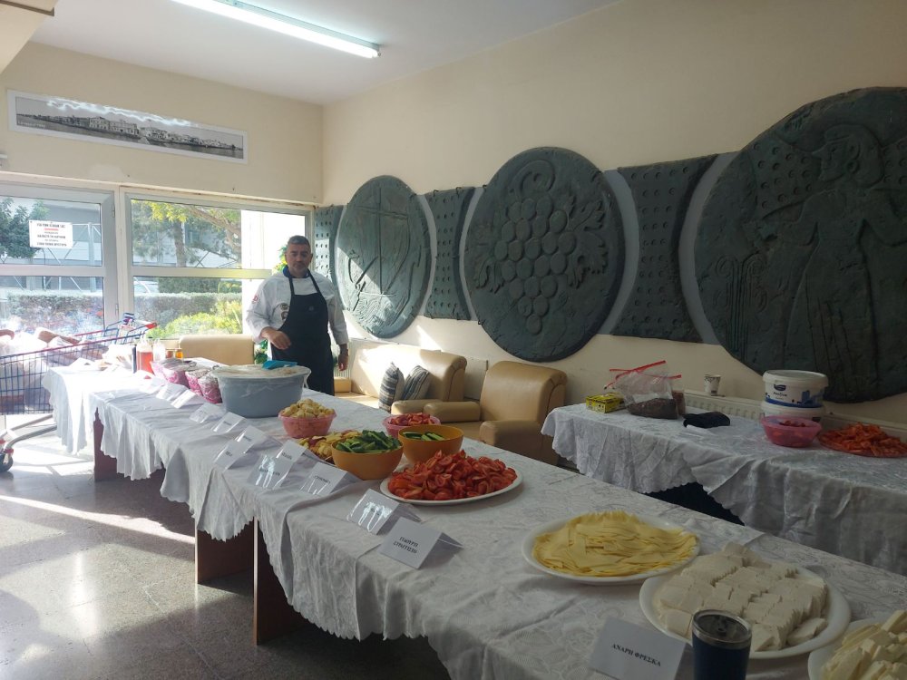 7/2/25 : Παρουσιαση αξιας υγιεινου προγευματος και υγιεινό πρόγευμα προς ολα τα παιδια. Μια δράση του Συνδέσμου Γονεων σε συνεργασία με την Γ Τεχνική Σχολη