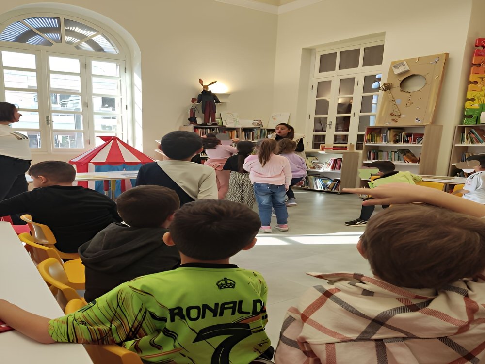 Η Α' τάξη στη δημοτική βιβλιοθήκη της Λεμεσού 