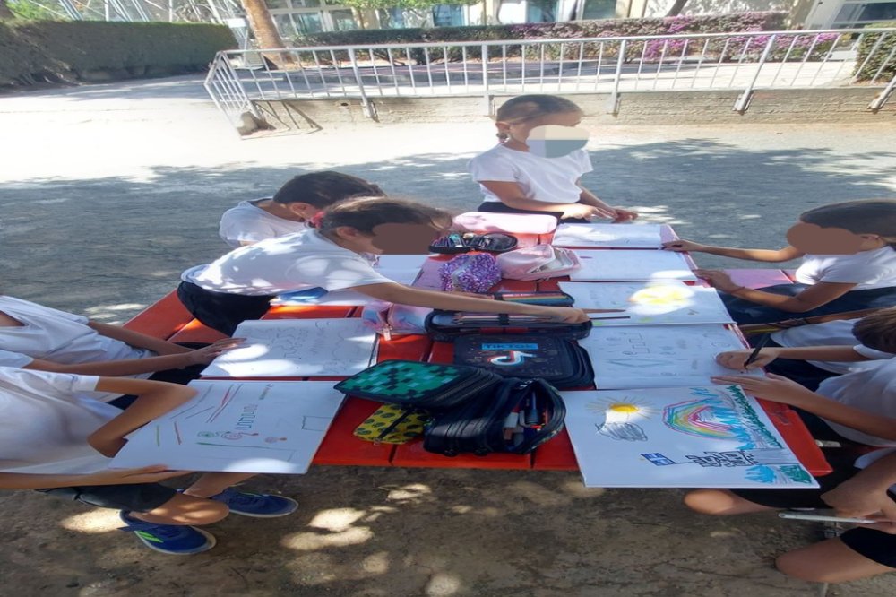 Μάθημα τέχνης στον υπαίθριο χώρο