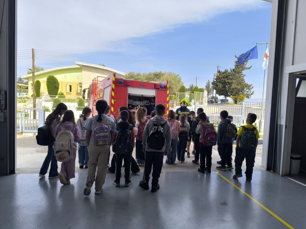 24/4: Το Β2 πήγε εκπαιδευτική επίσκεψη στο Κοινοτικό Πάρκο Κυβίδων, όπου έγινε ενημέρωση από την Πυροσβεστική Υπηρεσία της περιοχής και ανάληψη κοινής δράσης δεντροφύτευσης με το Δημόσιο Νηπιαγωγείο Κυβίδων.