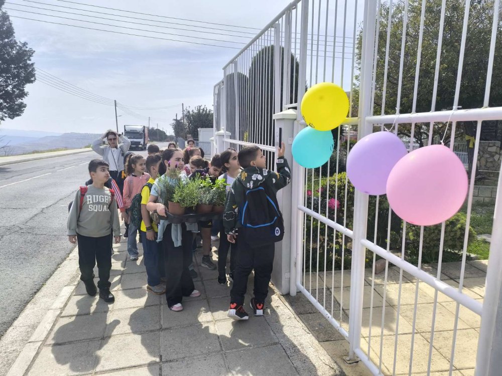 24/4: Το Β2 πήγε εκπαιδευτική επίσκεψη στο Κοινοτικό Πάρκο Κυβίδων, όπου έγινε ενημέρωση από την Πυροσβεστική Υπηρεσία της περιοχής και ανάληψη κοινής δράσης δεντροφύτευσης με το Δημόσιο Νηπιαγωγείο Κυβίδων.