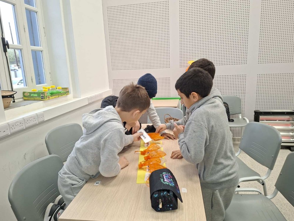 Παρασκευή, 13/2 η Γ τάξη πήγε εκπαιδευτική εκδρομή στο Περιβαλλοντικό κέντρο Κοιλανίου