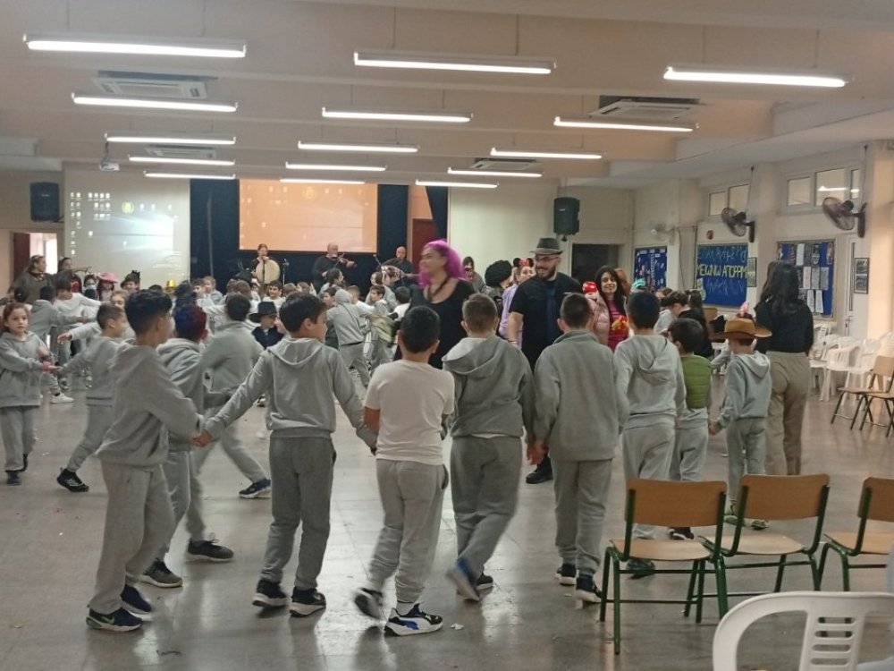 Τσικνοπέμπτη στο σχολείο με φαγητό και χορο