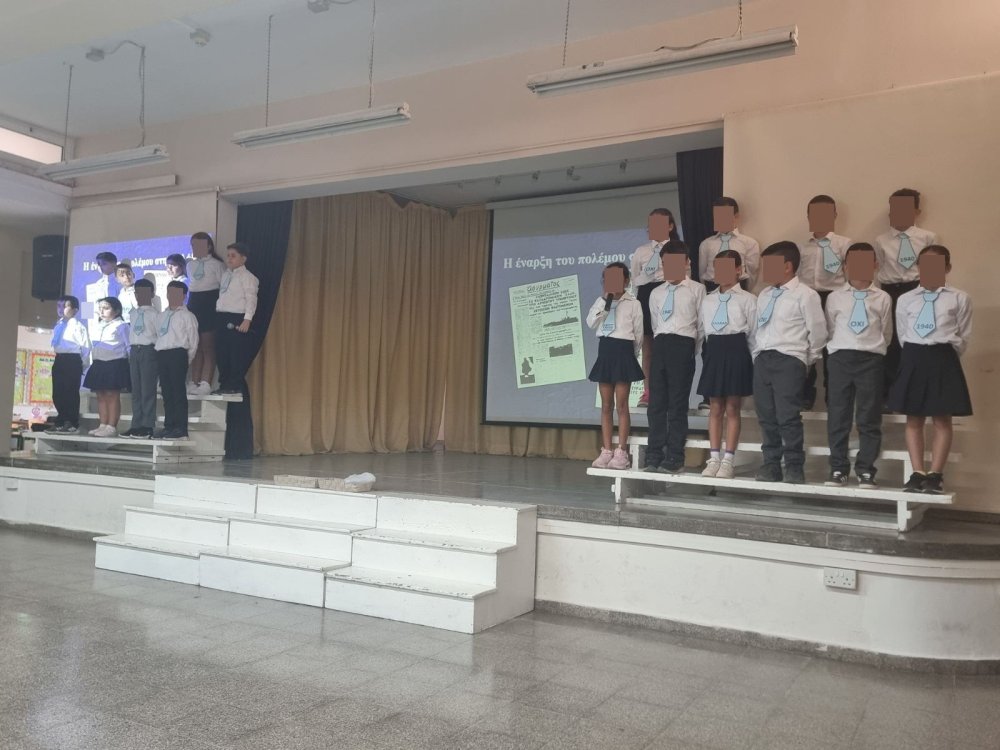 Επέτειος της 28ης Οκτωβρίου απο τα παιδια του Γ'1 και Γ'2