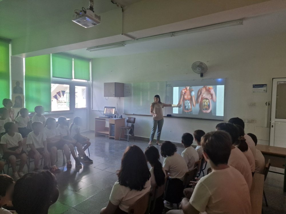 Επίσκεψη διατροφολόγου στο σχολείο μας και ομιλία στα παιδιά της Γ τάξης για την υγιεινή διατροφή στη ζωή μας