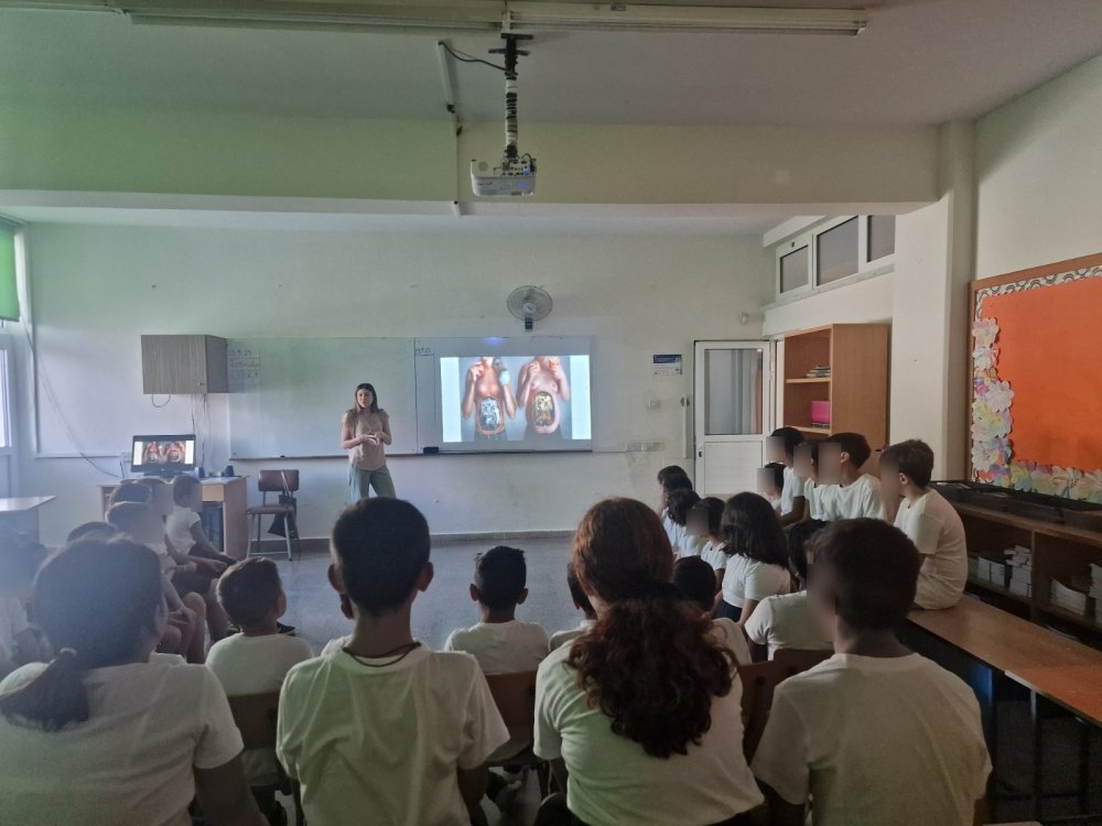 Επίσκεψη διατροφολόγου στο σχολείο μας και ομιλία στα παιδιά της Γ τάξης για την υγιεινή διατροφή στη ζωή μας