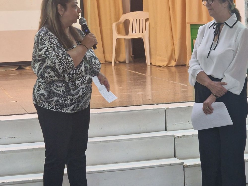 Στα πλαίσια του διαχρονικου υπό έμφαση στοχου μας "Δεν ξεχνώ και αγωνιζομαι" απο τον κατεχόμενο δημο της Κερυνειας, η κ. Μαρία Κουρουγιαννη μίλησε σε ολα τα παιδια του σχολείου για την Κερυνεια...