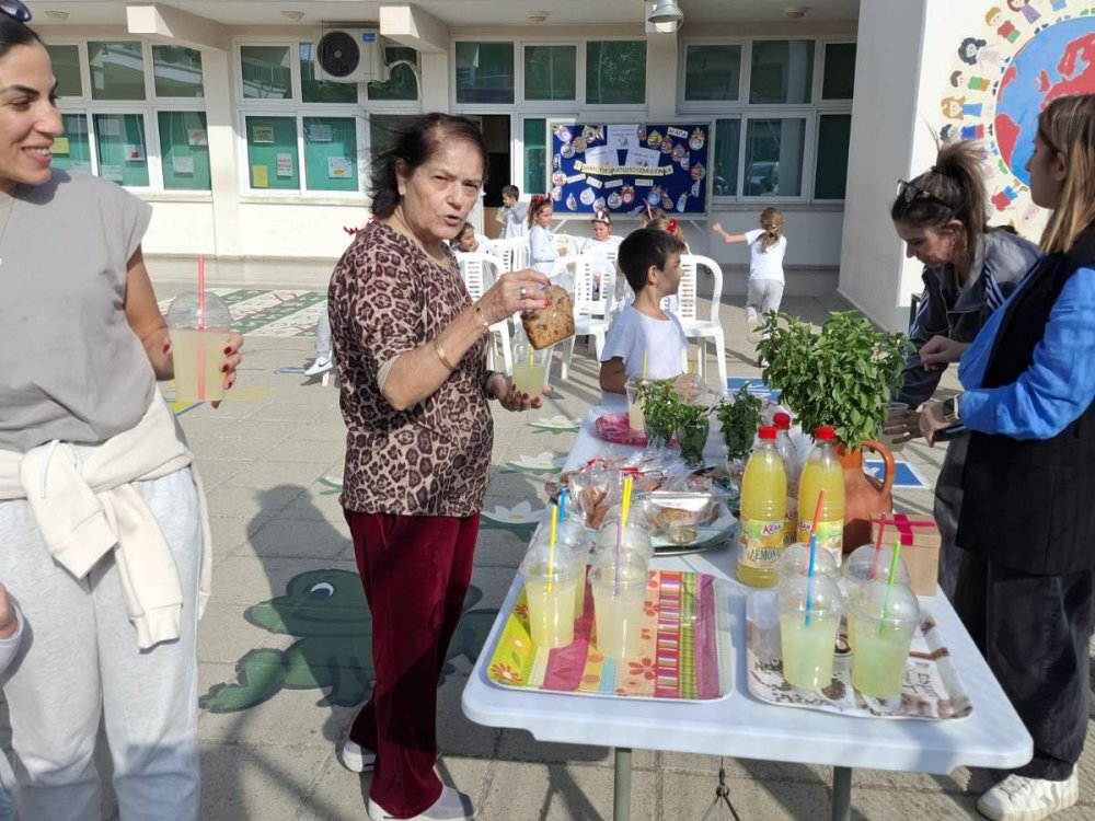 Δεύτερη ημέρα πραγματοποίησης του "Παζαριού Αγάπης" 25/11/2025