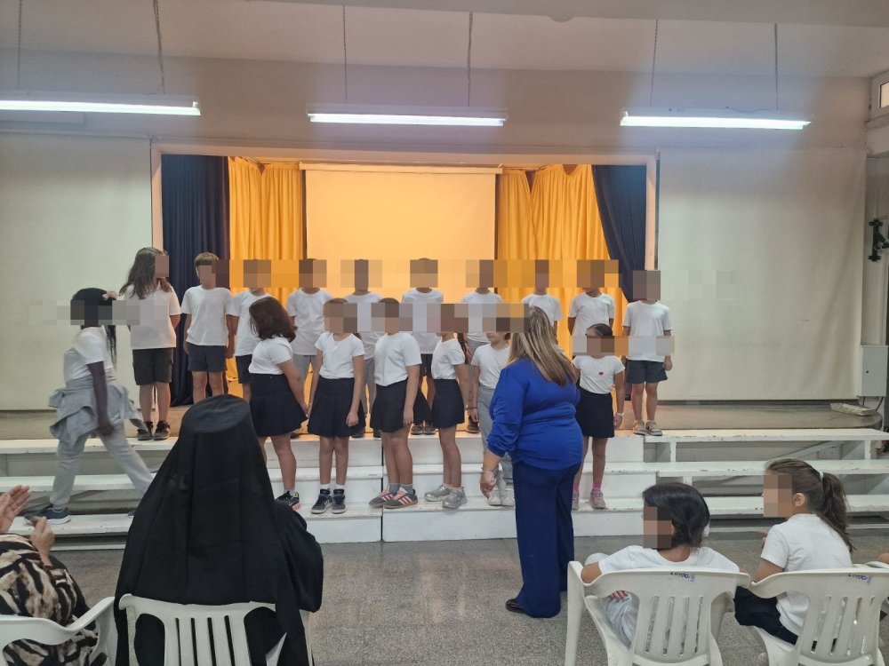 Επίσκεψη του Θεοφιλεστατου Χωρεπισκοπου Αμαθουντος κ. κ. Νικολάου στις 4 Νοεμβρίου 2025 στο σχολειο μας